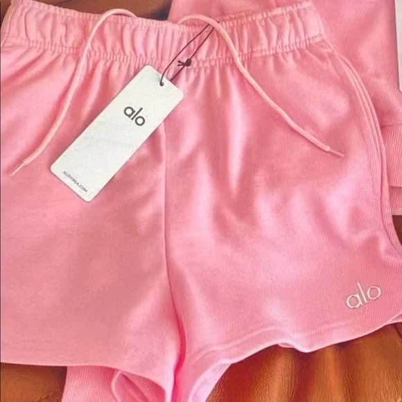 ALO Yoga Pink Women's Athletic Shorts Set - Picture 3 of 5